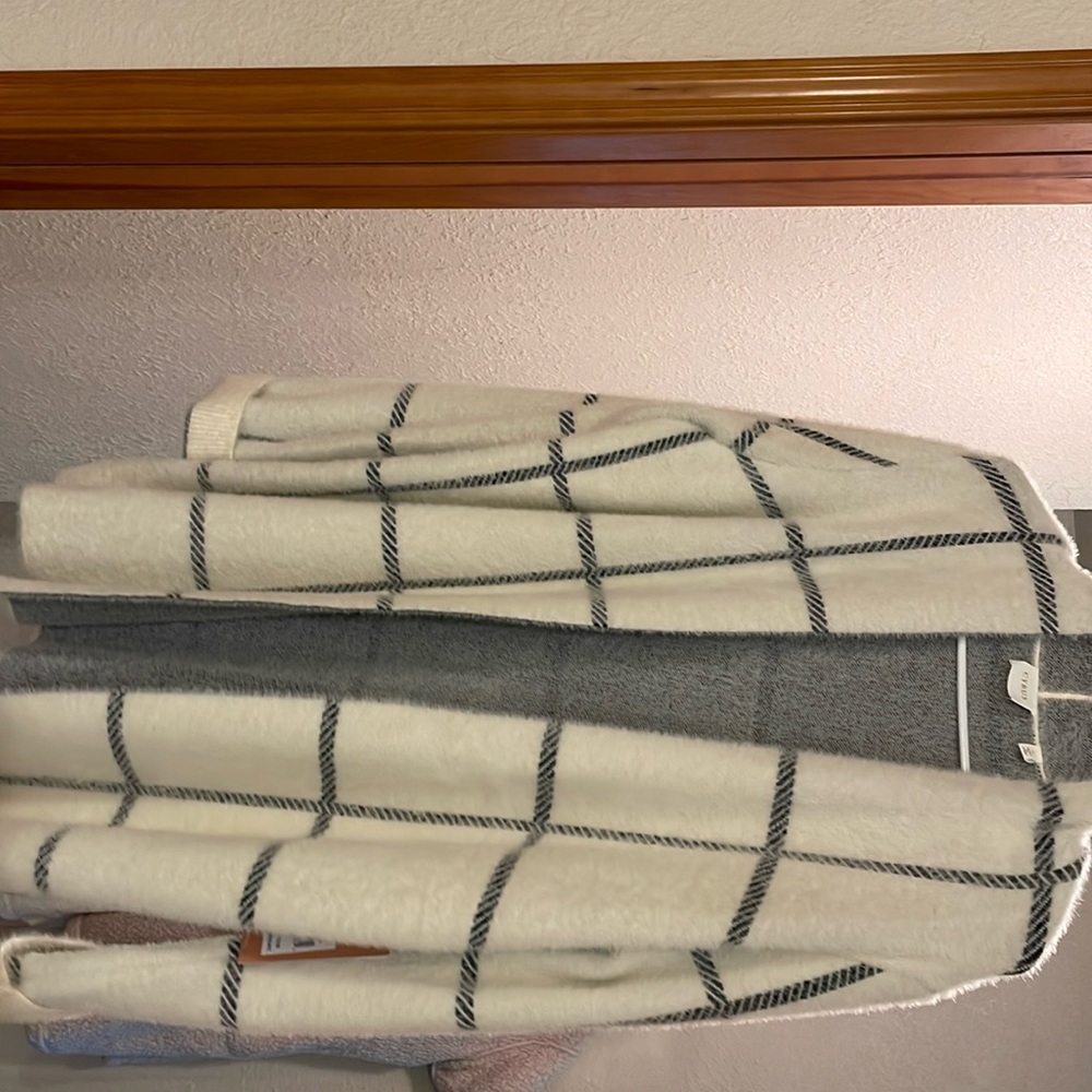 Cyrus cardigan